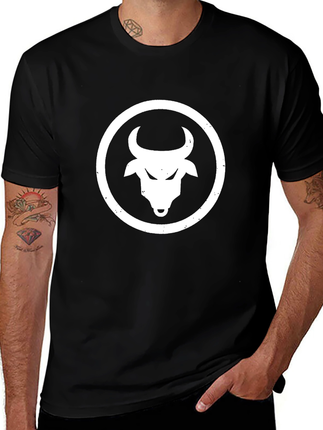 Black Bull Head Graphic Tee - Premium Cotton Blend